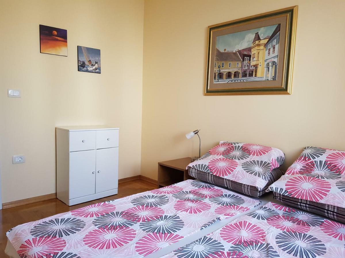 Apartment Barba Ližnjan Buitenkant foto