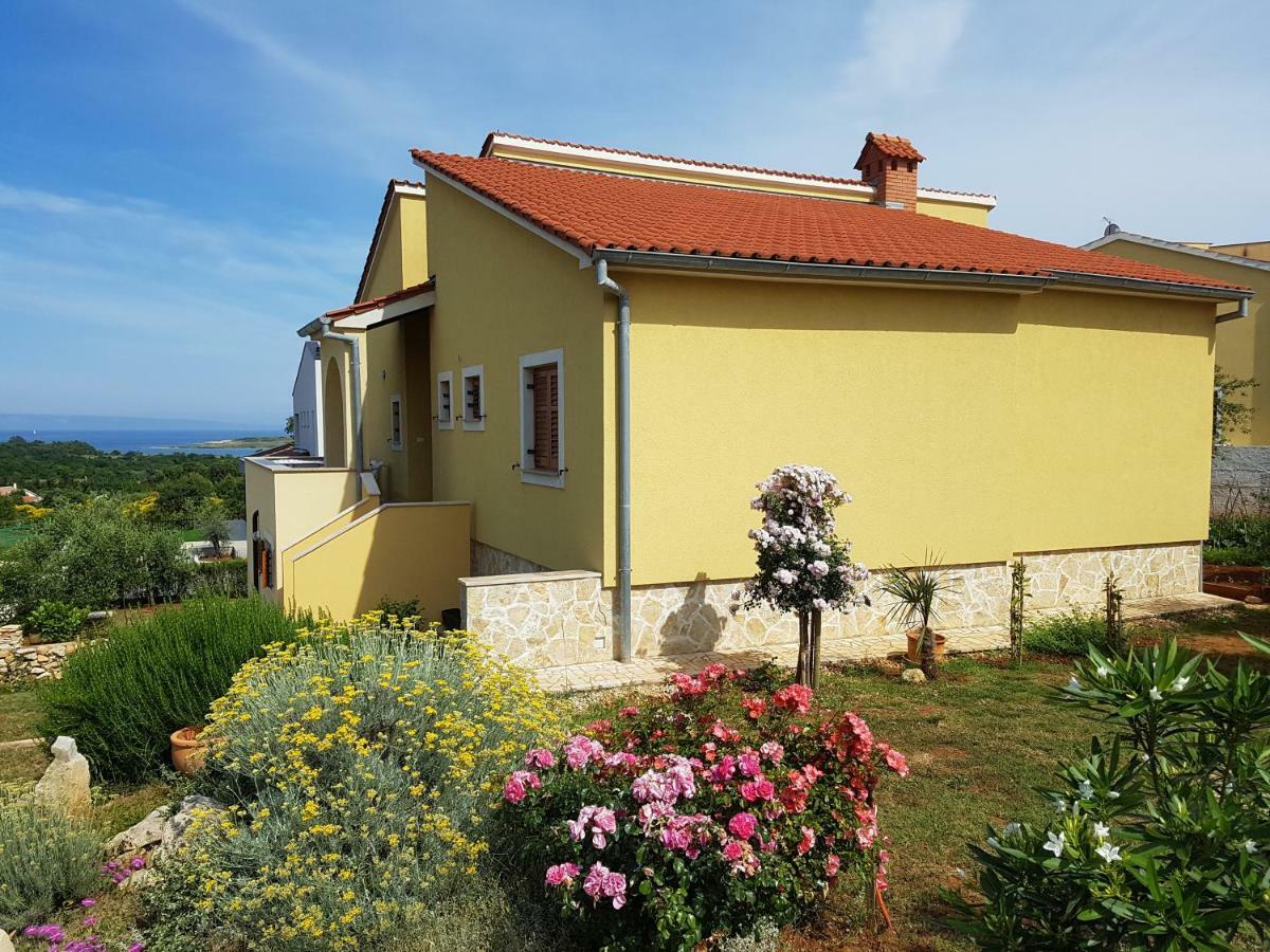 Apartment Barba Ližnjan Buitenkant foto